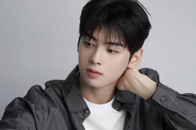 Cha Eunwoo Akan Nyanyikan OST Film 'Decibel' - Vibrance